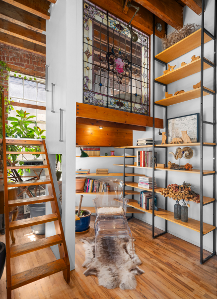 132 W 3rd STREET